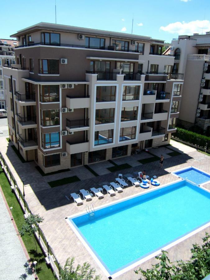 Apartello Modern Apartment - Balkan Breeze 7 Pantai Sunny Luaran gambar